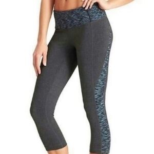 Athleta Splits Revelation Capri Leggings in Gray with Blue Detail